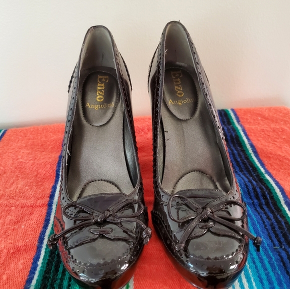Vintage Enzo Angiolini brown patent leather wedges size 7. Like new. - Picture 7 of 7